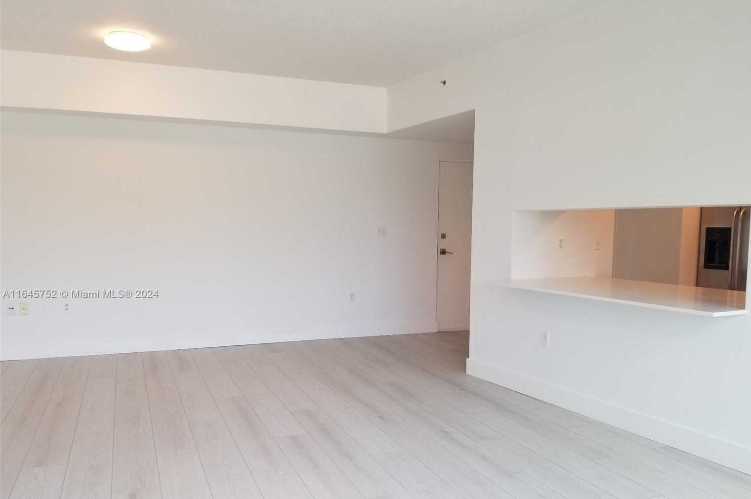 Small Image of 6580 INDIAN CREEK DR #201, Miami Beach Number 9
