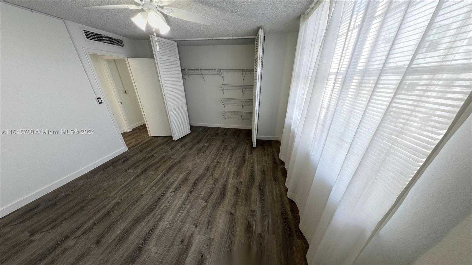 Small Image of 1020 MERIDIAN AVE #201, Miami Beach Number 18