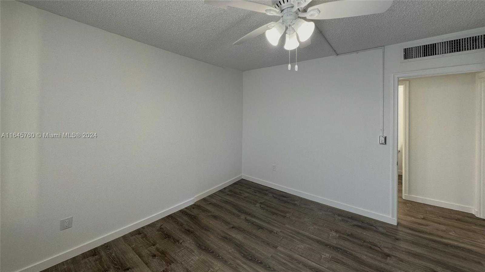 Small Image of 1020 MERIDIAN AVE #201, Miami Beach Number 22