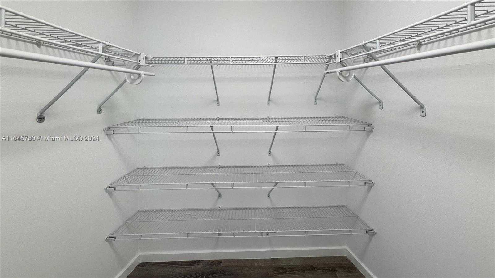 Small Image of 1020 MERIDIAN AVE #201, Miami Beach Number 29