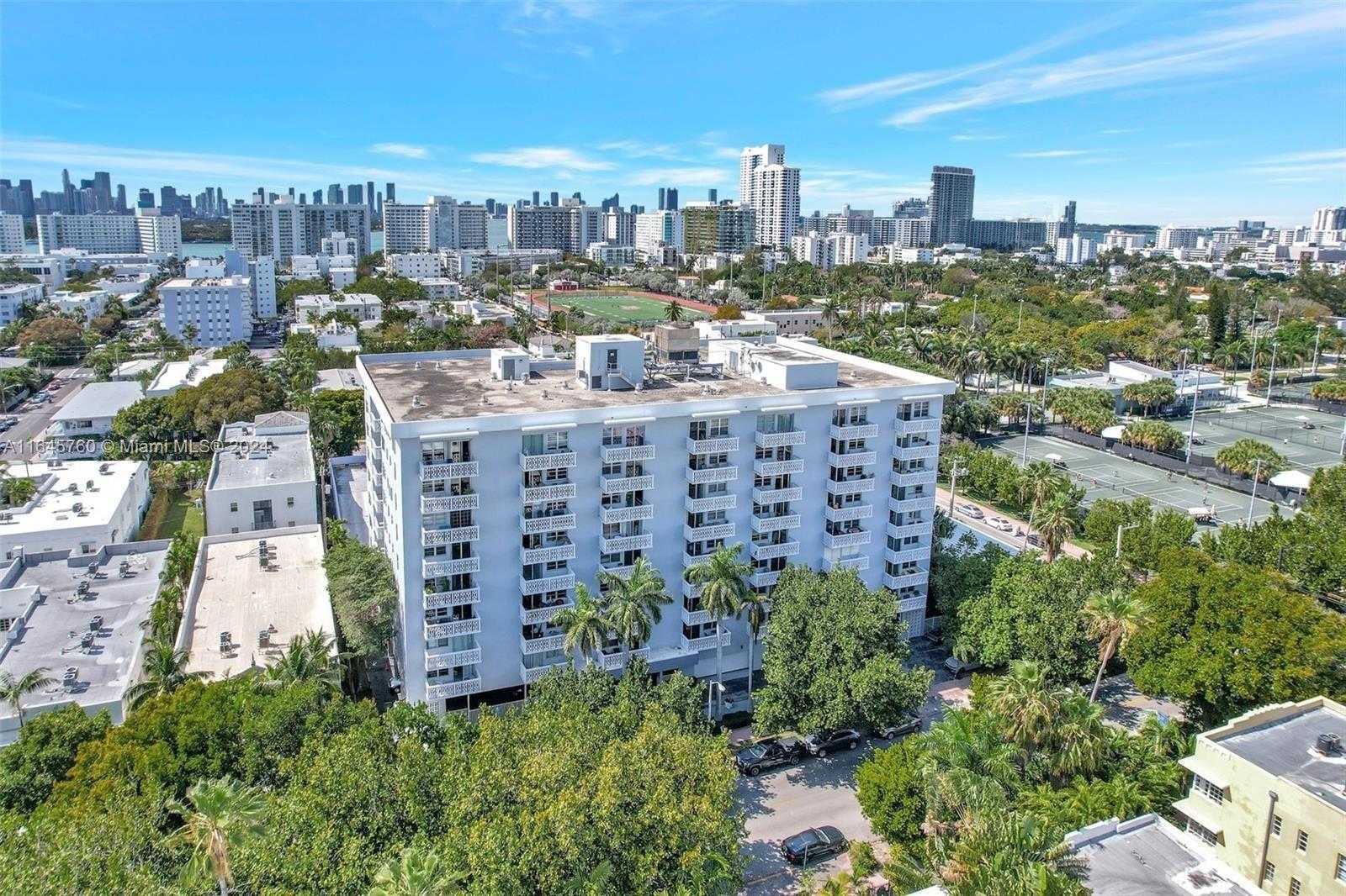 Small Image of 1020 MERIDIAN AVE #201, Miami Beach Number 41