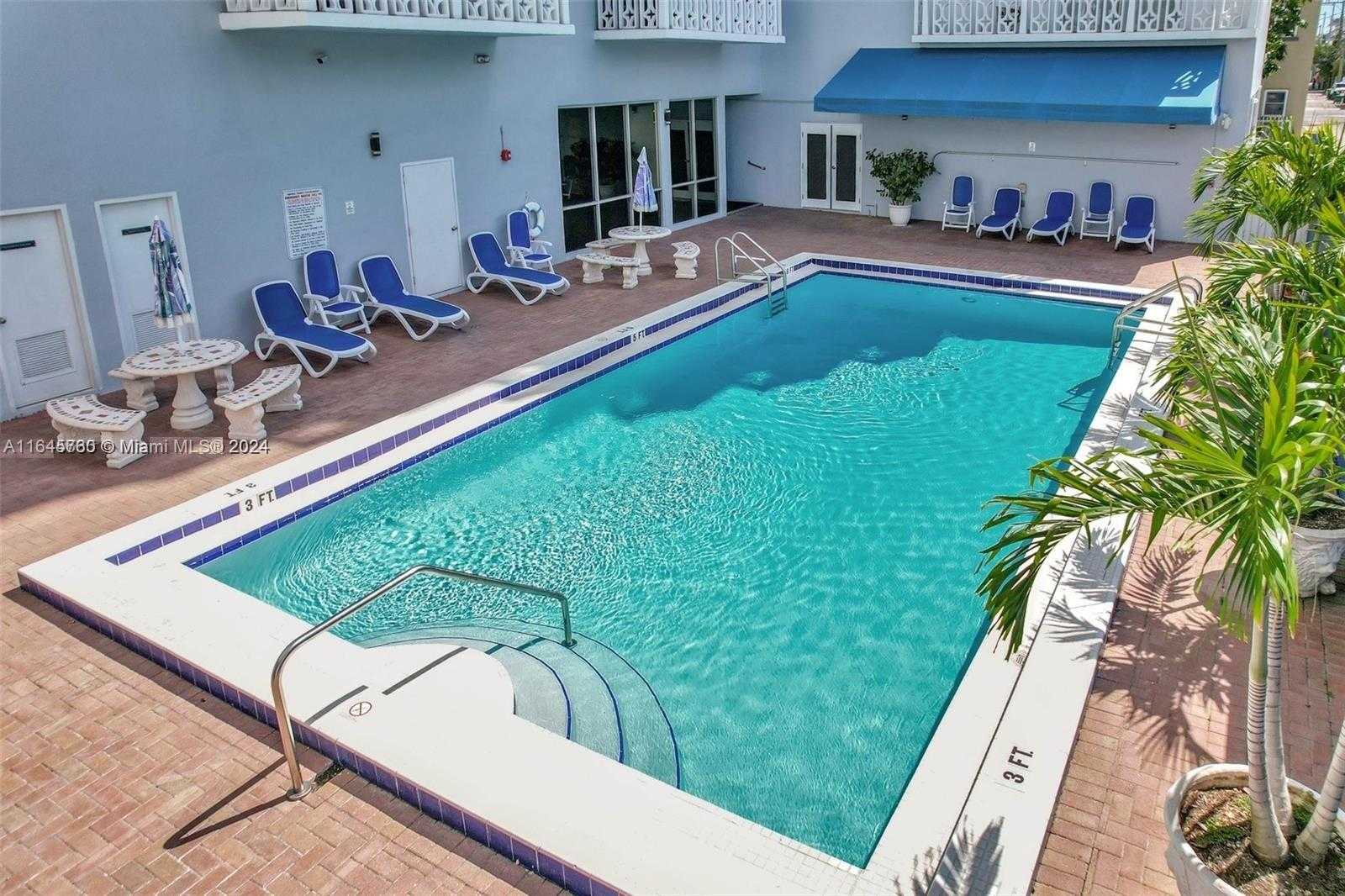 Small Image of 1020 MERIDIAN AVE #201, Miami Beach Number 44