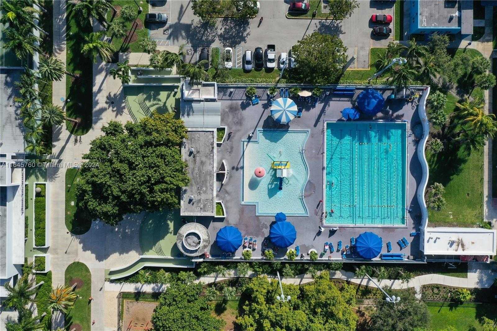 Small Image of 1020 MERIDIAN AVE #201, Miami Beach Number 61