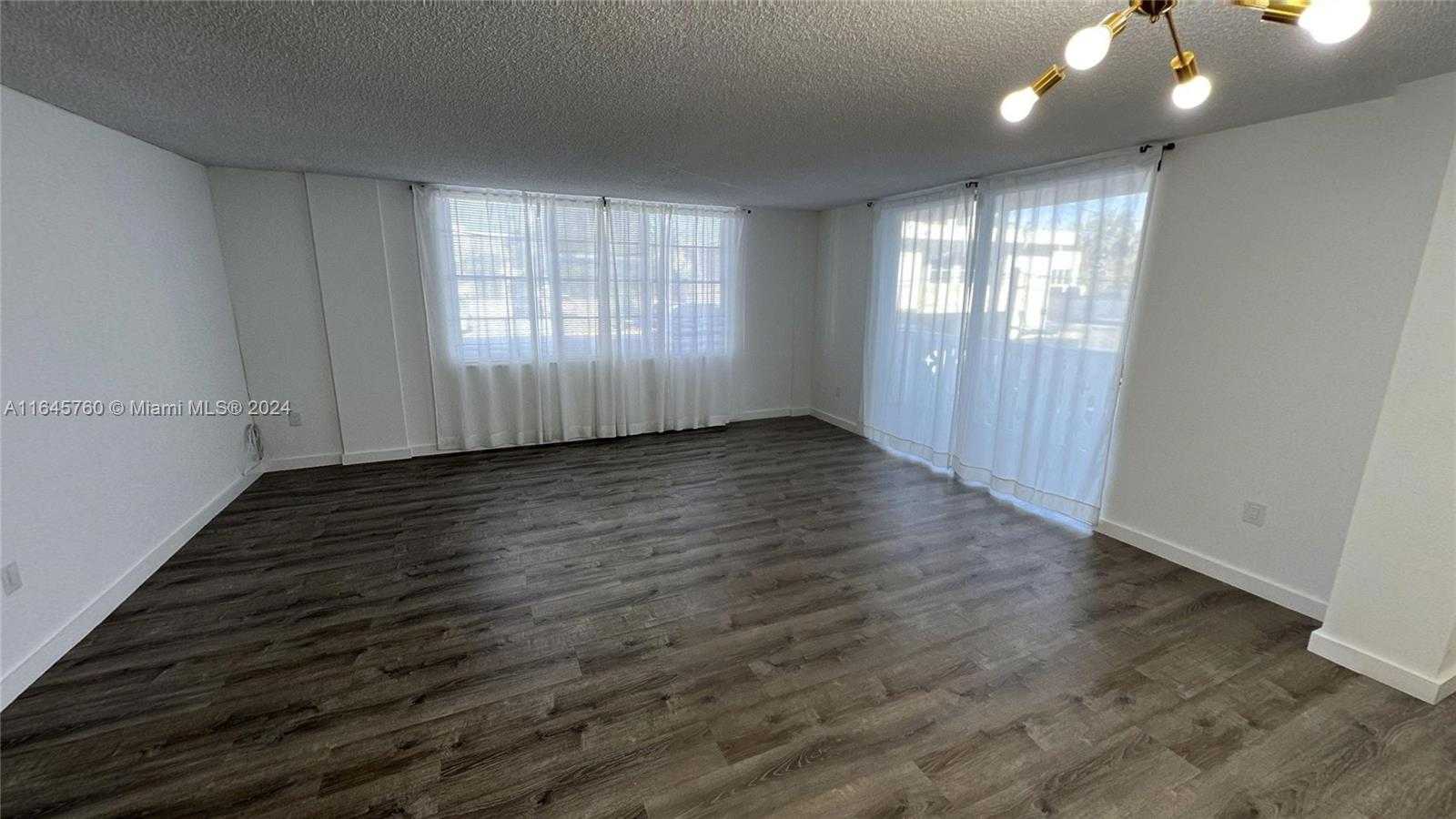 Small Image of 1020 MERIDIAN AVE #201, Miami Beach Number 8