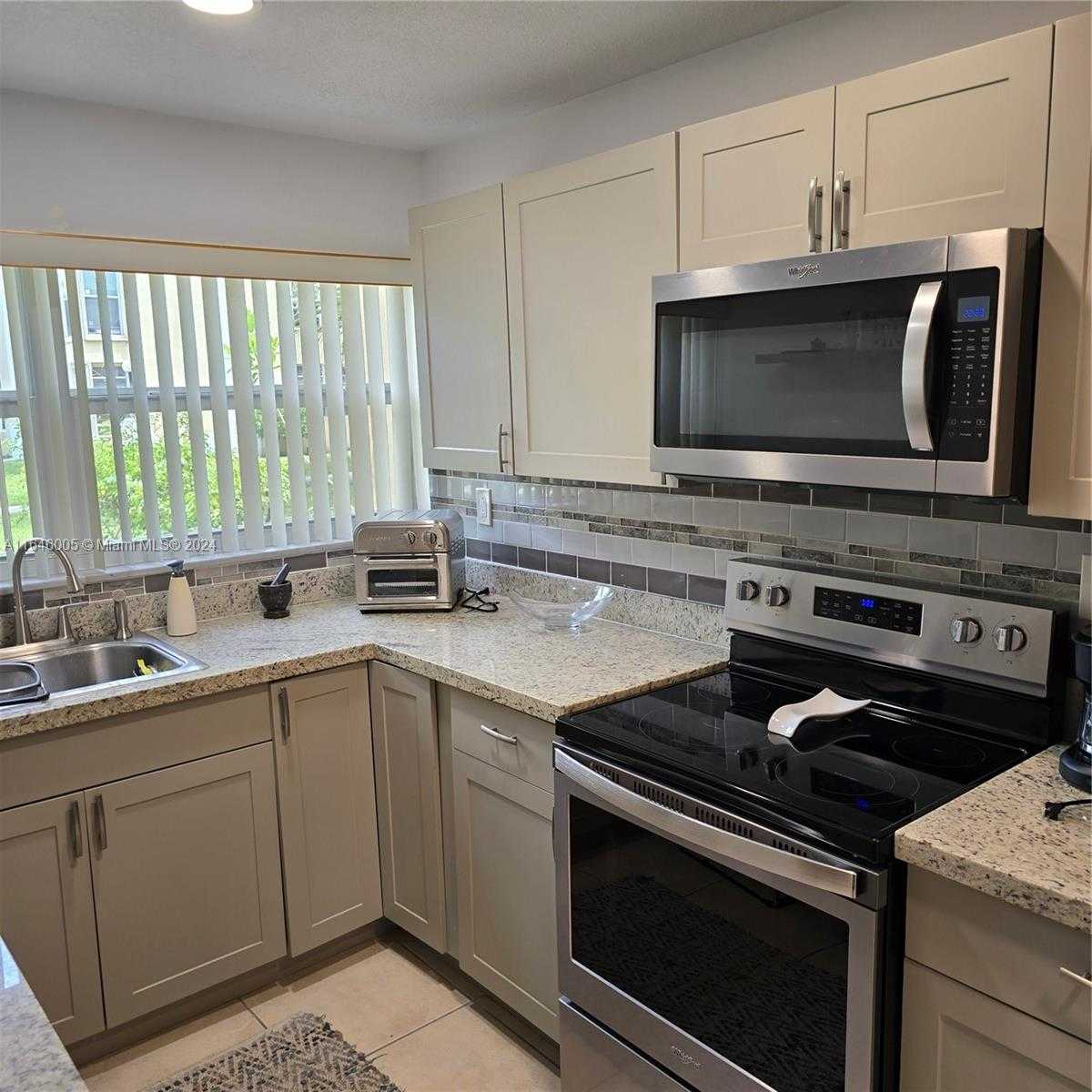 Small Image of 920 #1L, Miami Number 12