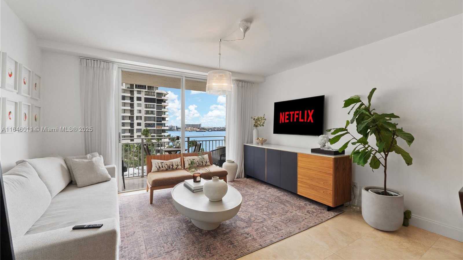 Small Image of 770 CLAUGHTON ISLAND DR #711, Miami Number 13