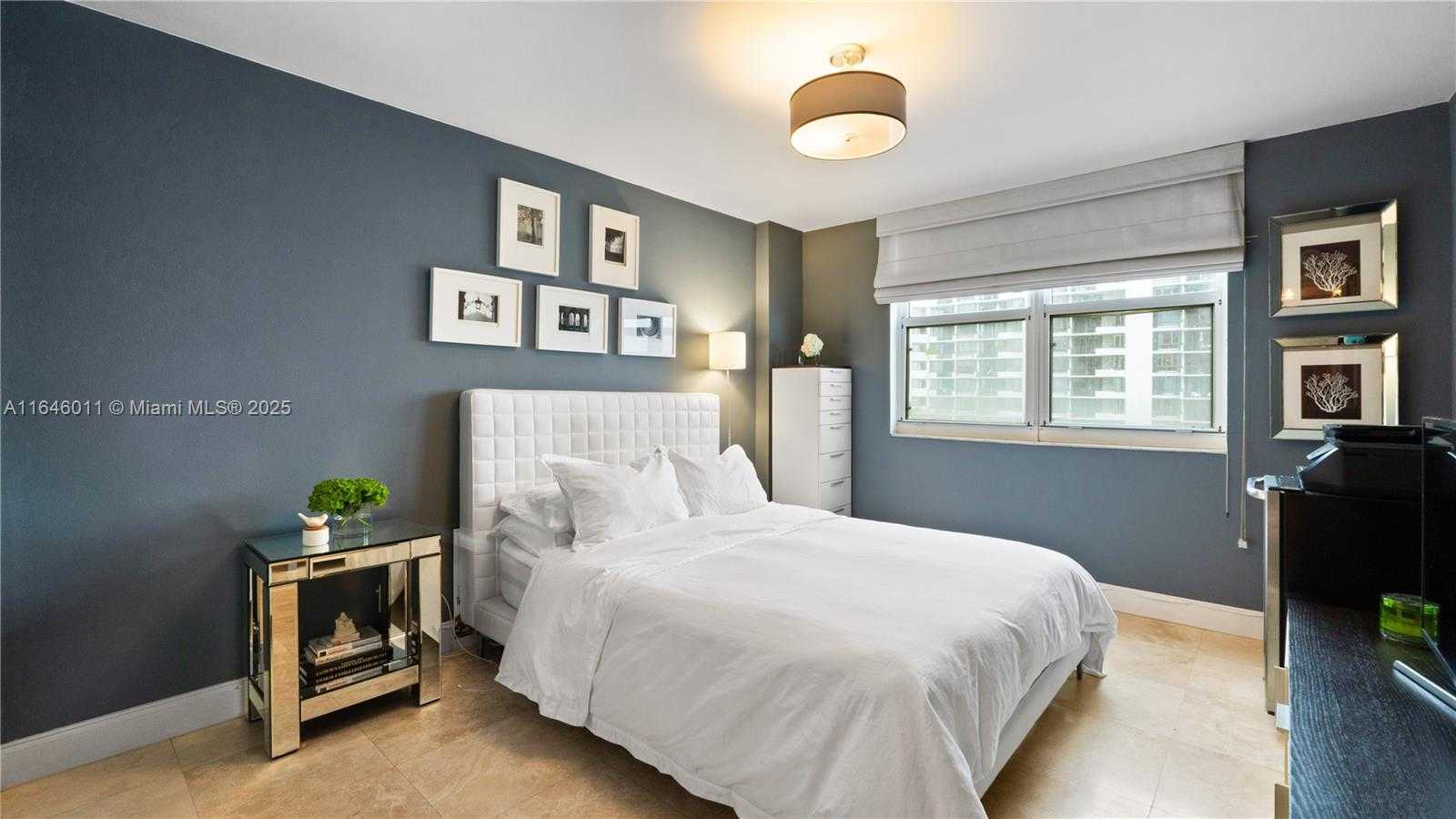 Small Image of 770 CLAUGHTON ISLAND DR #711, Miami Number 42