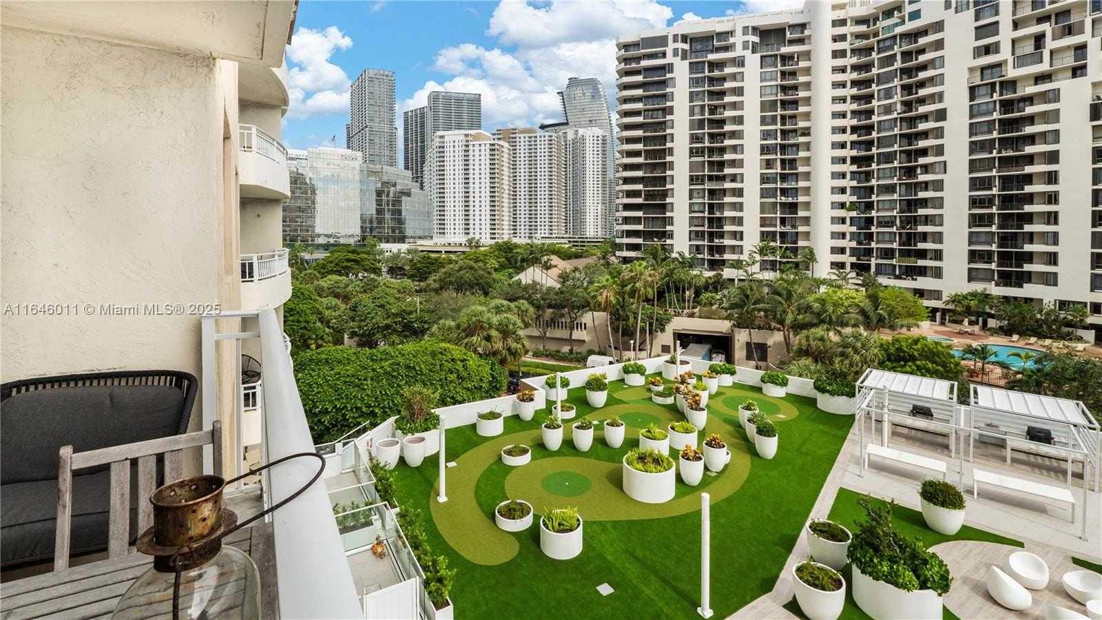 Small Image of 770 CLAUGHTON ISLAND DR #711, Miami Number 45