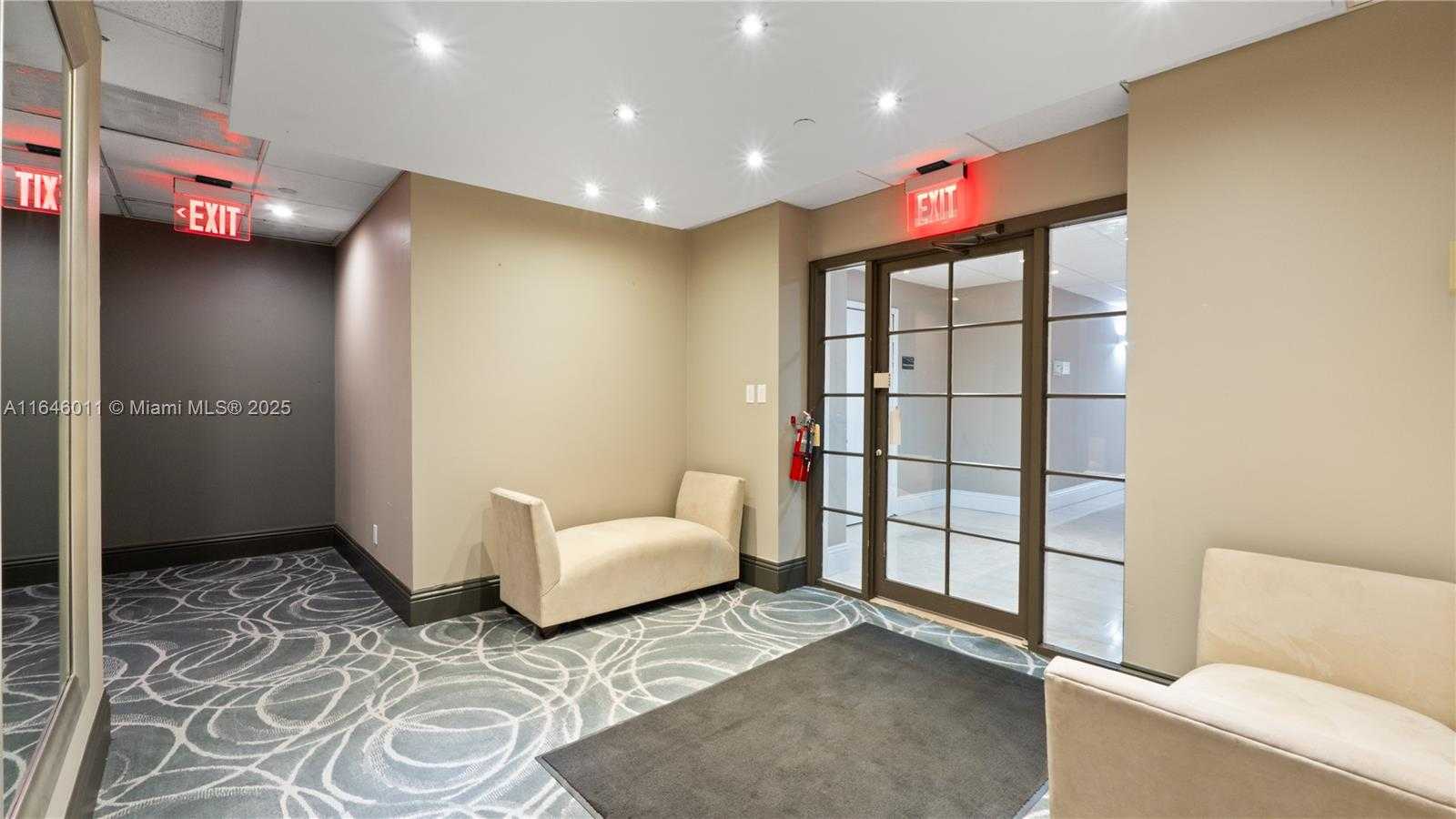 Small Image of 770 CLAUGHTON ISLAND DR #711, Miami Number 62