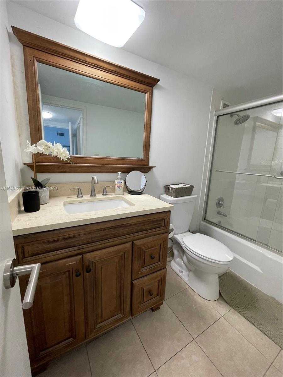 Small Image of 5151 COLLINS AVE #629, Miami Beach Number 14