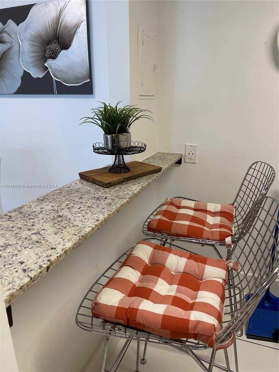 Small Image of 5151 COLLINS AVE #629, Miami Beach Number 7
