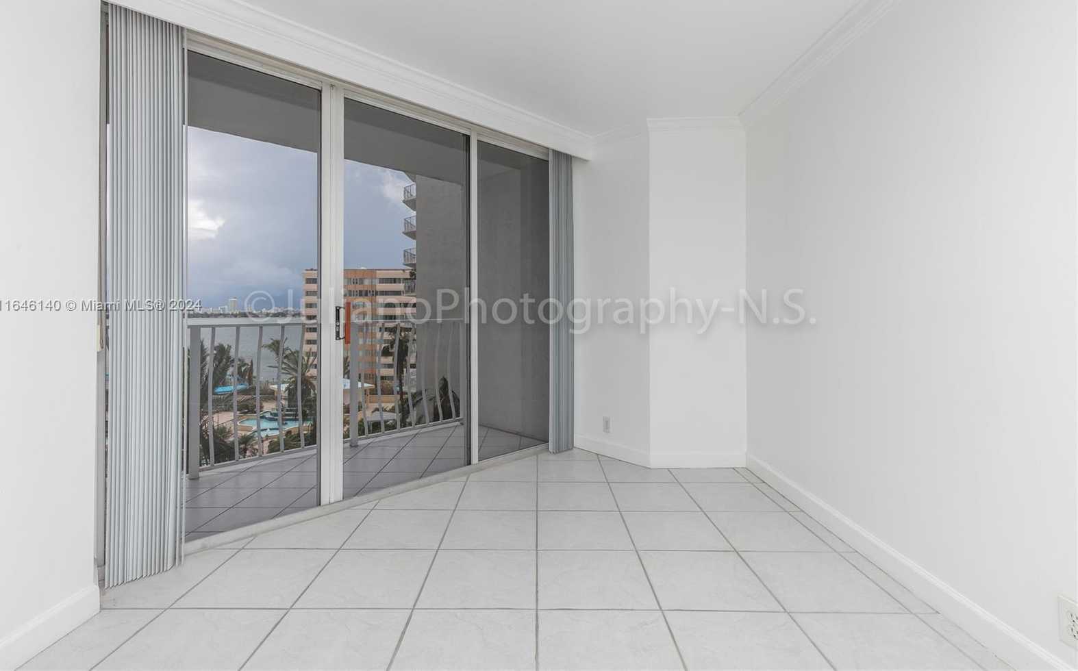 Small Image of 7601 EAST TREASURE DR #824, North Bay Village Number 22