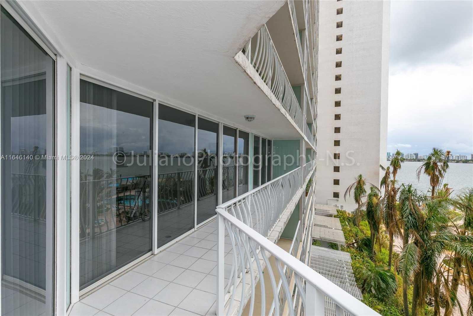 Small Image of 7601 EAST TREASURE DR #824, North Bay Village Number 34