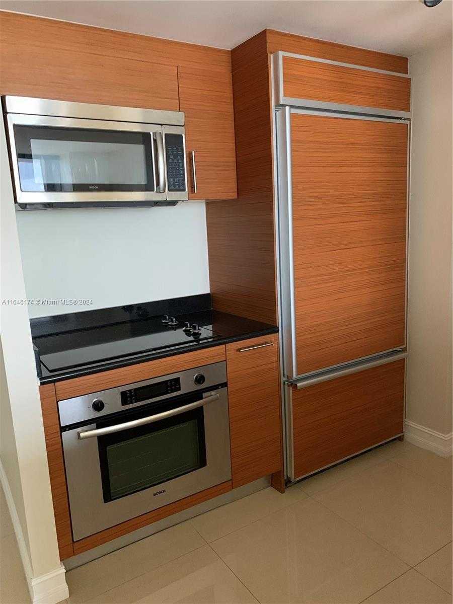 Small Image of 50 BISCAYNE BLVD #2507, Miami Number 5