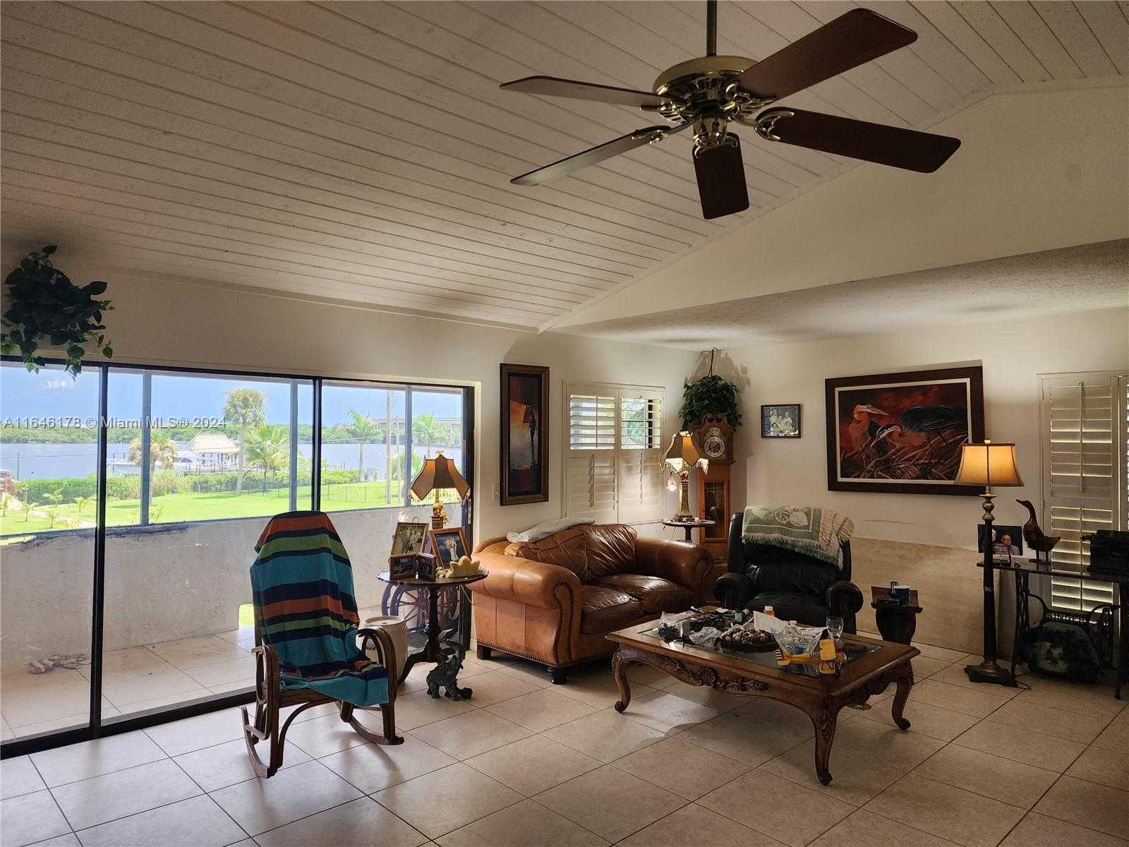 Small Image of 393 SOUTH WEST 35TH ST #393, Palm City Number 10