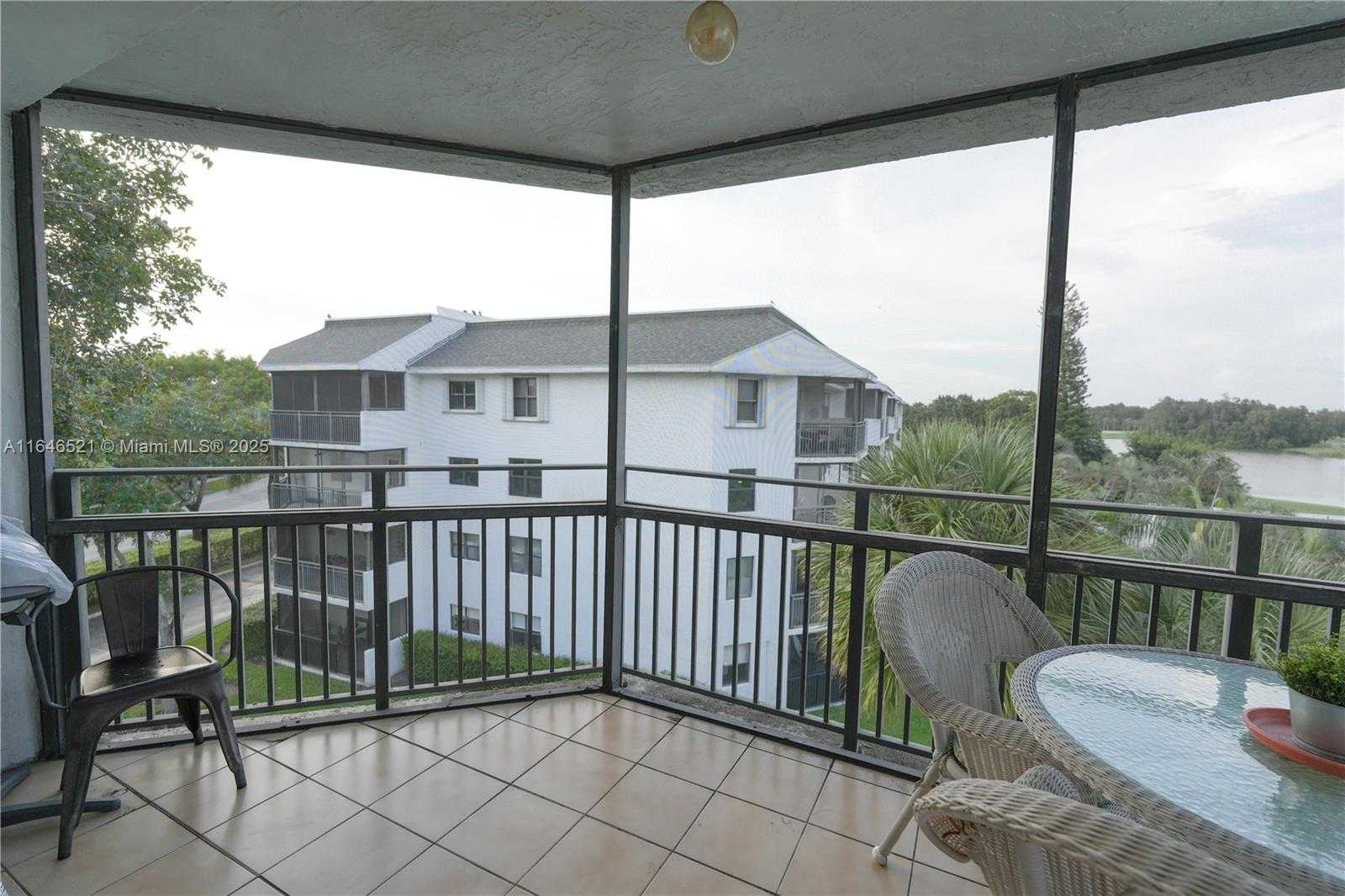 Small Image of 16051 BLATT BLVD #401, Weston Number 25