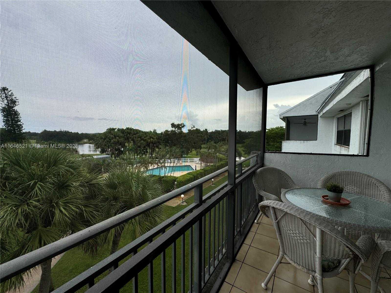 Small Image of 16051 BLATT BLVD #401, Weston Number 26