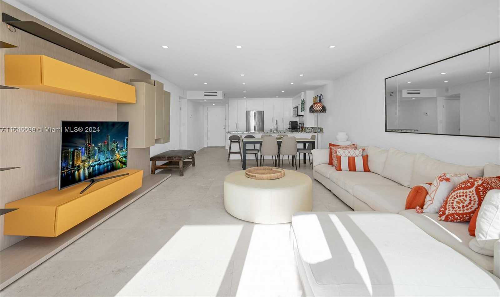 Small Image of 5555 COLLINS AVE #3N, Miami Beach Number 12
