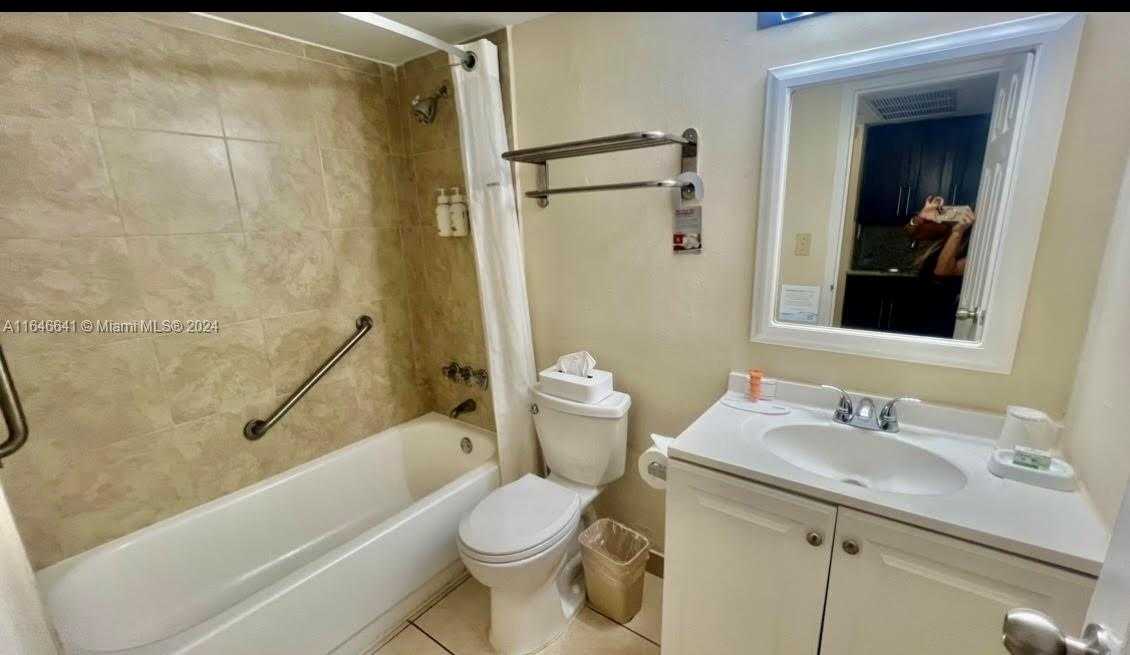 Small Image of 19201 COLLINS AVE #942, Sunny Isles Beach Number 15