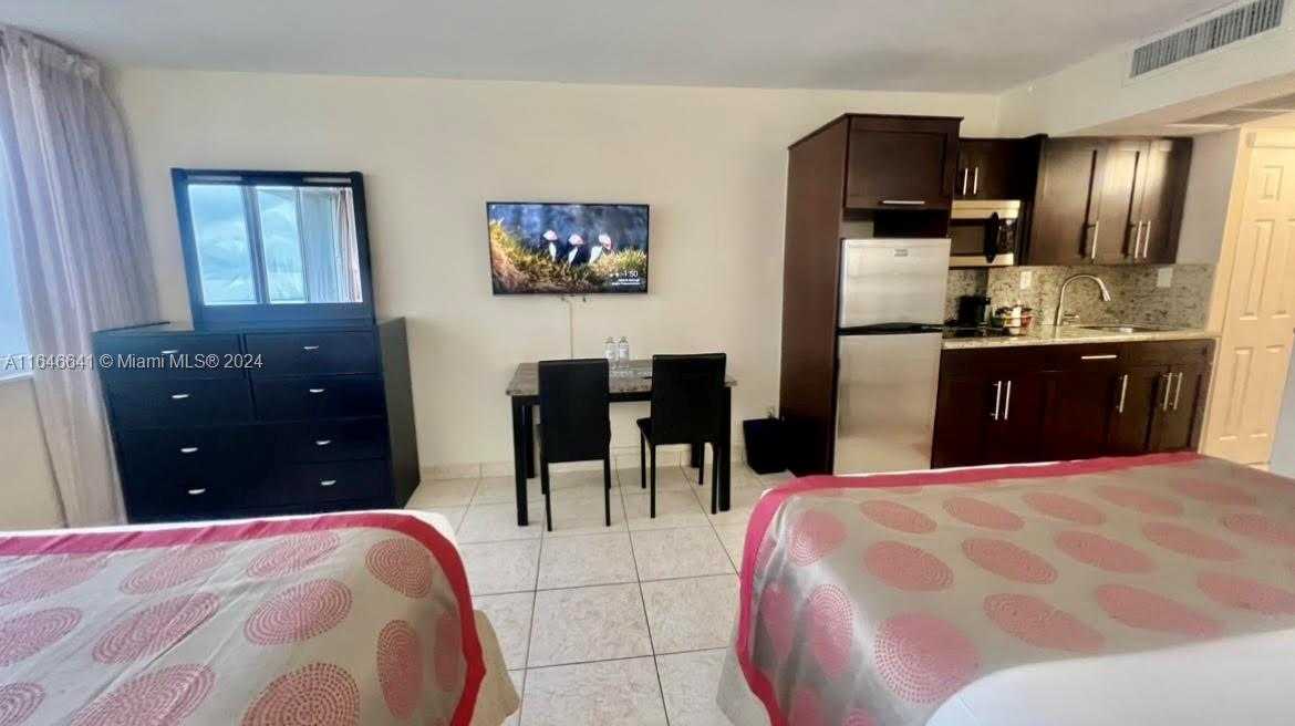 Small Image of 19201 COLLINS AVE #942, Sunny Isles Beach Number 7