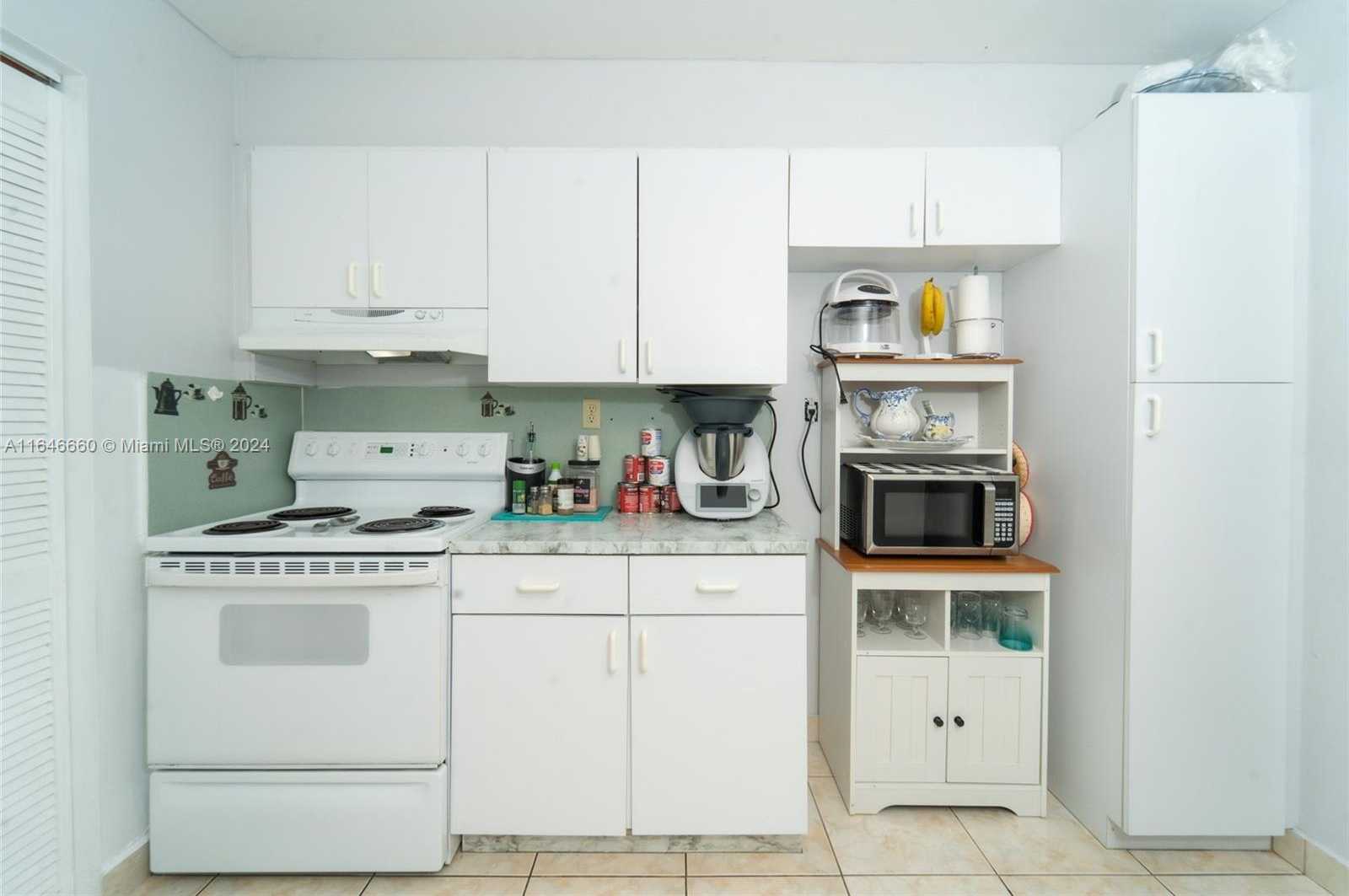 Small Image of 16558 NORTH EAST 26TH AVE #2A, North Miami Beach Number 13
