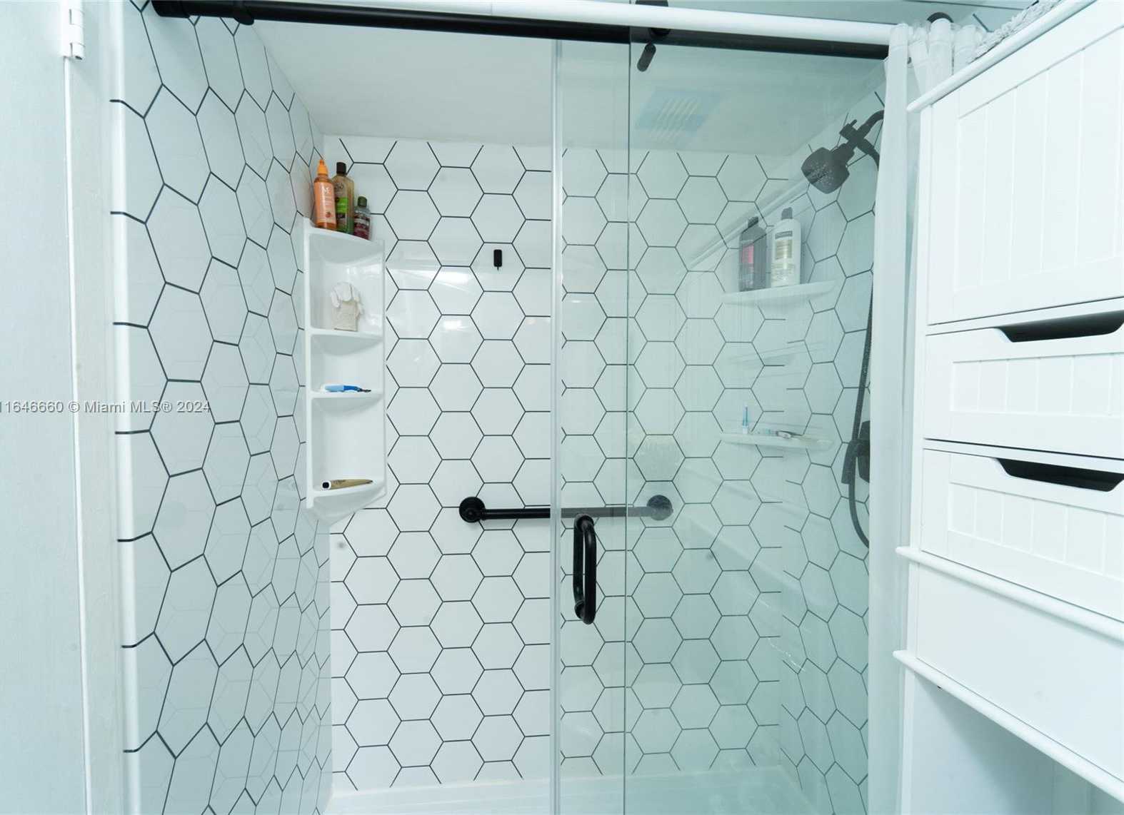 Small Image of 16558 NORTH EAST 26TH AVE #2A, North Miami Beach Number 15
