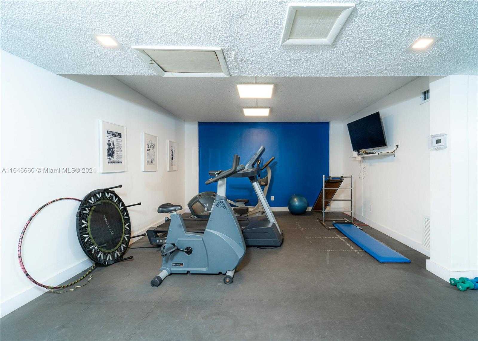 Small Image of 16558 NORTH EAST 26TH AVE #2A, North Miami Beach Number 24