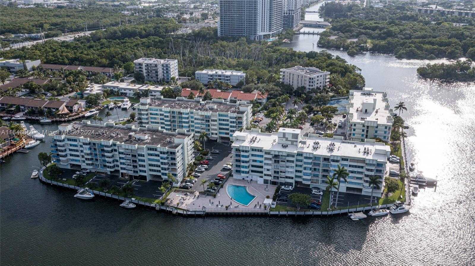 Small Image of 16558 NORTH EAST 26TH AVE #2A, North Miami Beach Number 6