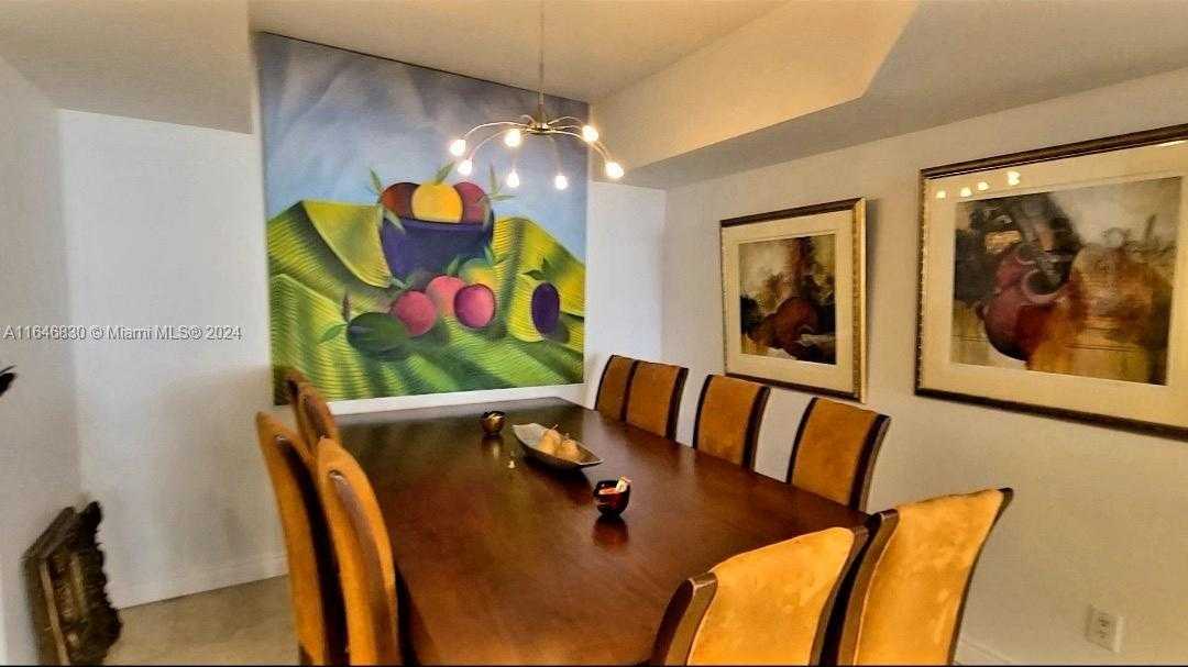 Small Image of 21055 Yacht Club Dr, Aventura, FL 33180, USA Number 15