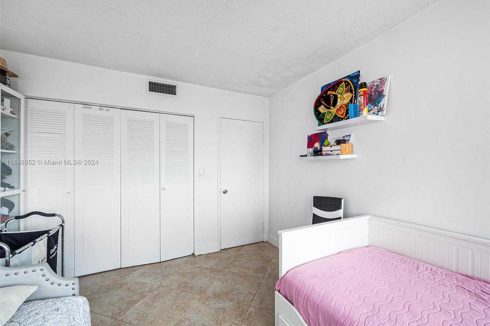 Small Image of 1351 NORTH EAST MIAMI GARDENS DR #505E, Miami Number 21