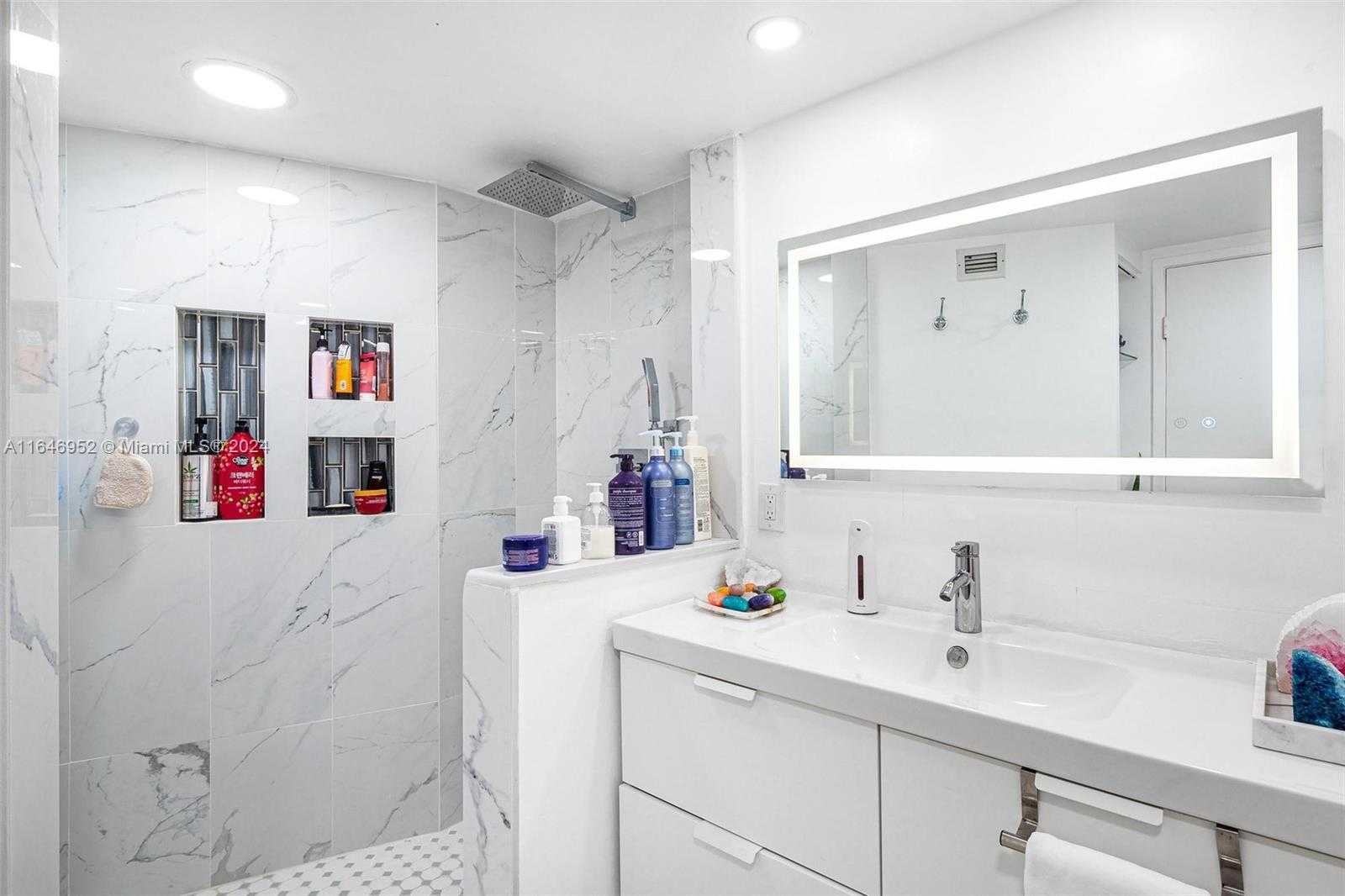 Small Image of 1351 NORTH EAST MIAMI GARDENS DR #505E, Miami Number 22