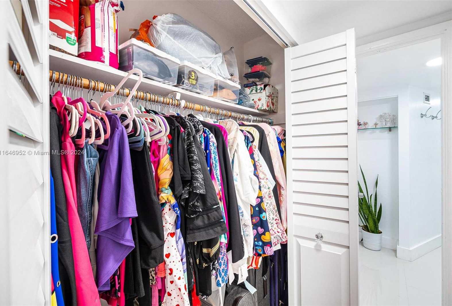 Small Image of 1351 NORTH EAST MIAMI GARDENS DR #505E, Miami Number 26