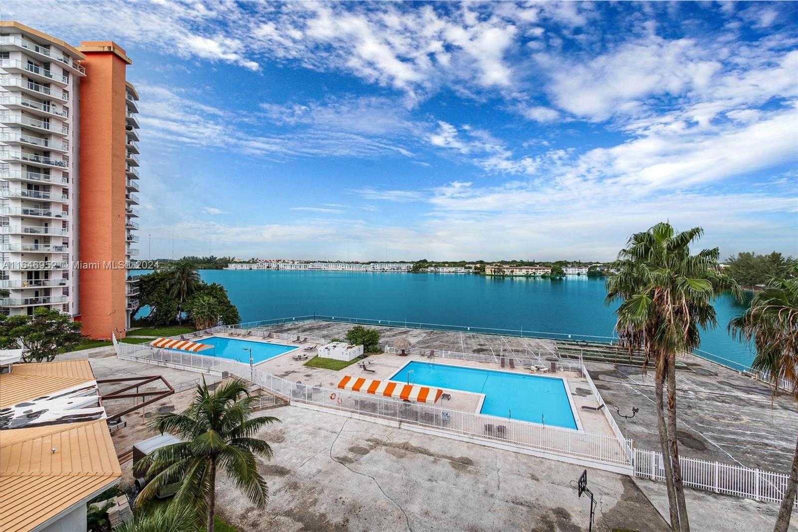 Small Image of 1351 NORTH EAST MIAMI GARDENS DR #505E, Miami Number 29
