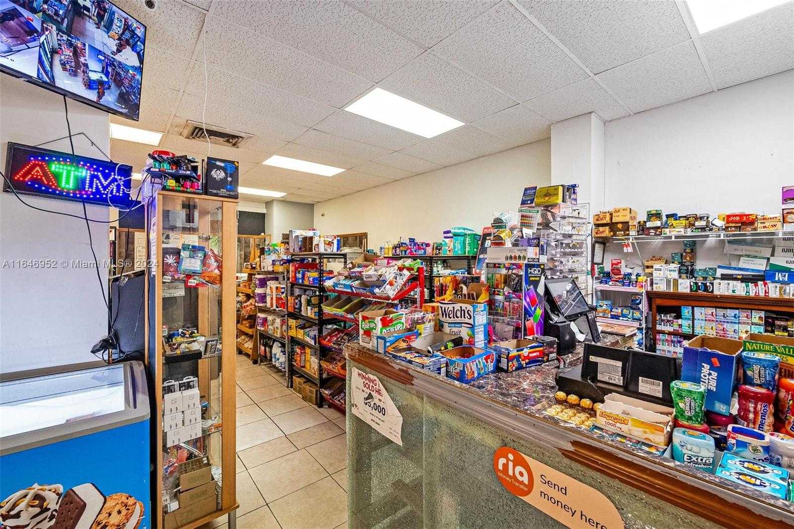 Small Image of 1351 NORTH EAST MIAMI GARDENS DR #505E, Miami Number 34