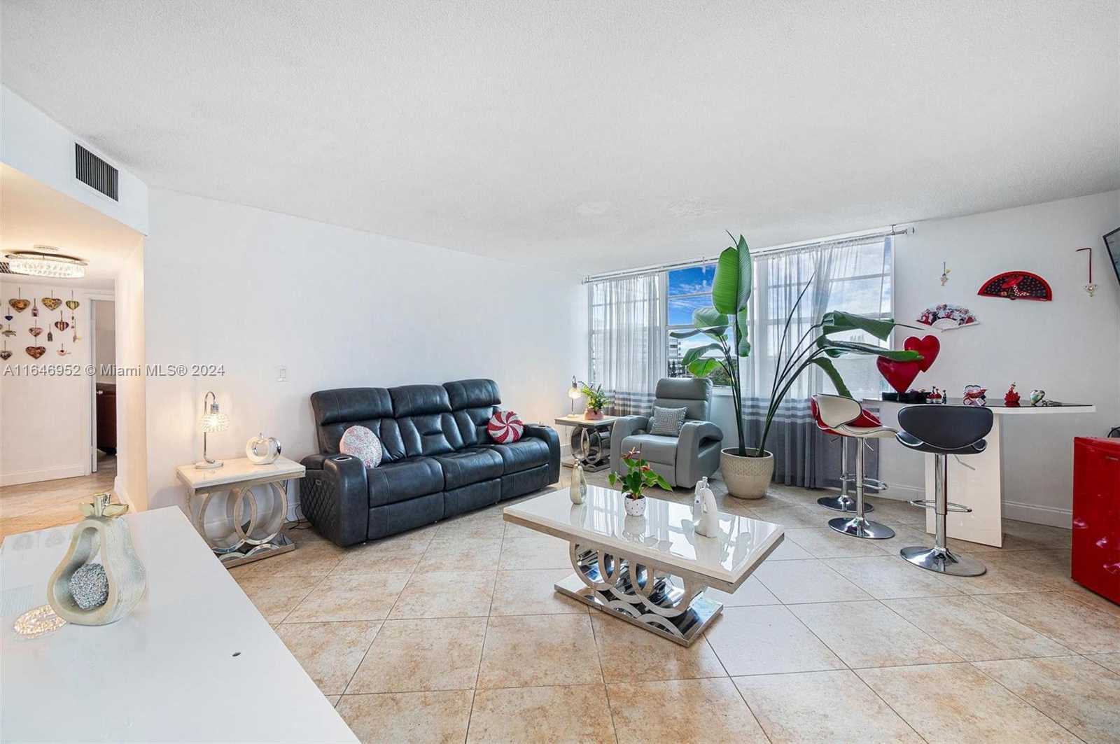 Small Image of 1351 NORTH EAST MIAMI GARDENS DR #505E, Miami Number 5