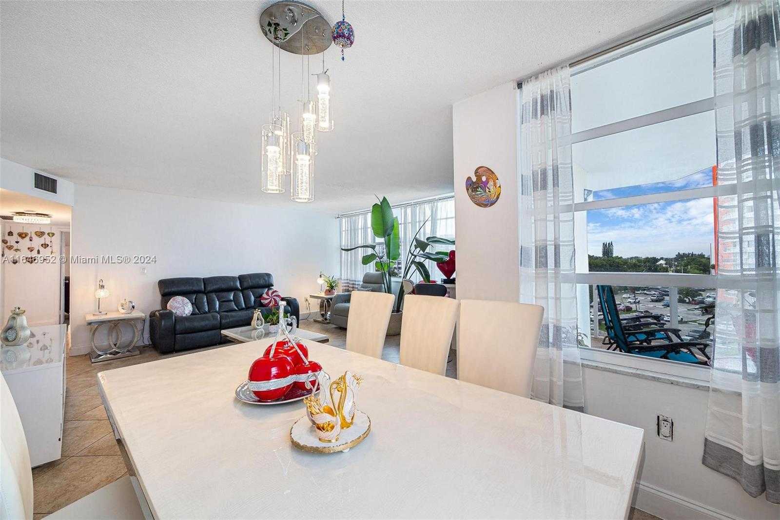 Small Image of 1351 NORTH EAST MIAMI GARDENS DR #505E, Miami Number 9