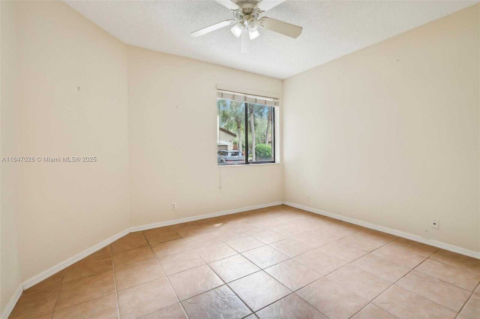 Small Image of 1010 NORTH WEST 105TH WAY #B-139, Plantation Number 20