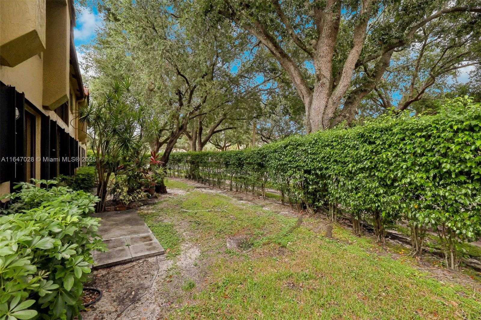 Small Image of 1010 NORTH WEST 105TH WAY #B-139, Plantation Number 29