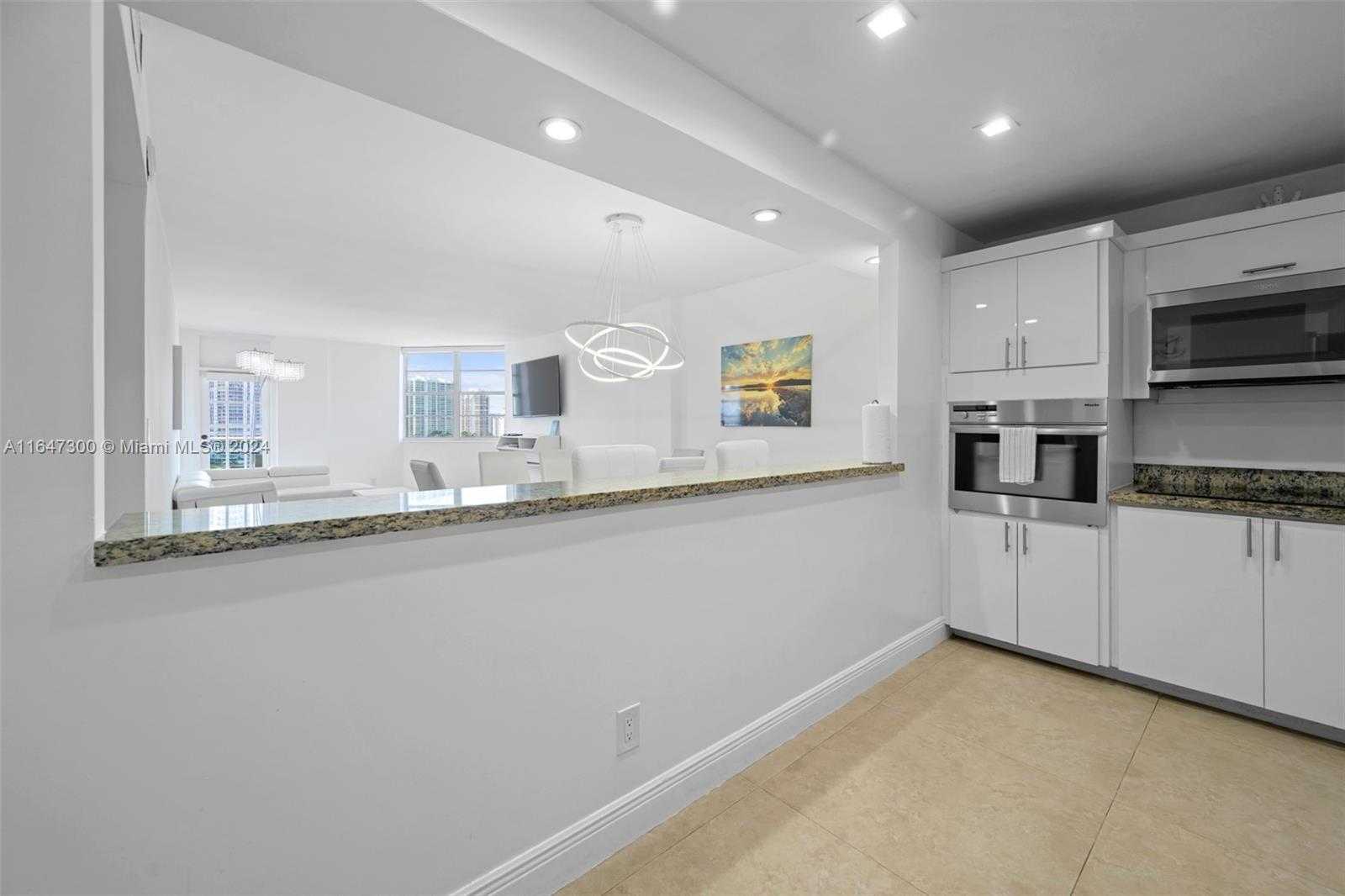 Small Image of 19370 COLLINS AVE #1026, Sunny Isles Beach Number 11