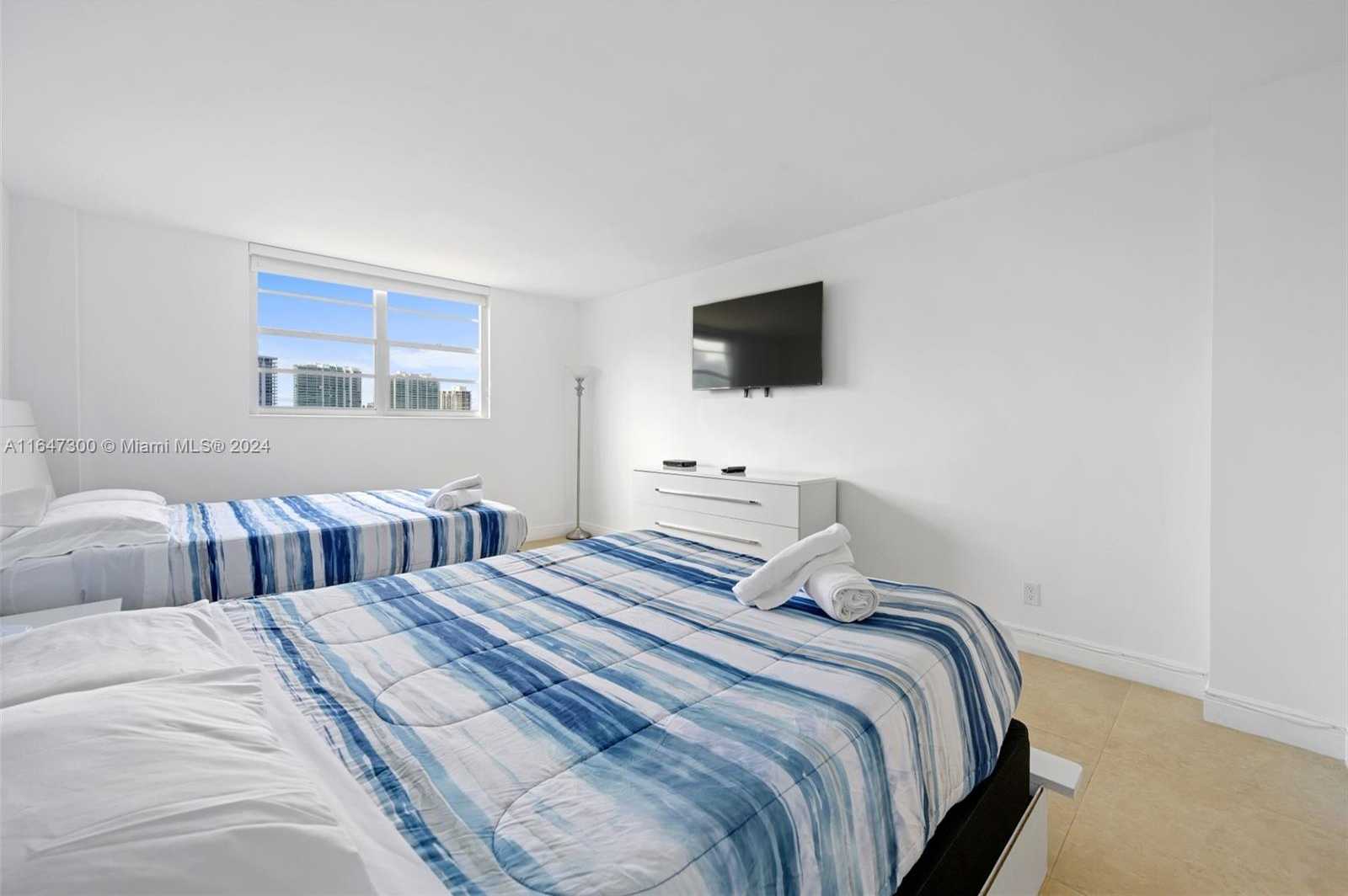 Small Image of 19370 COLLINS AVE #1026, Sunny Isles Beach Number 19