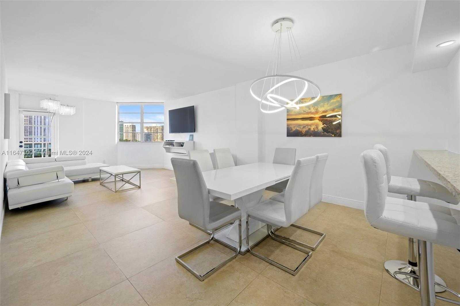 Small Image of 19370 COLLINS AVE #1026, Sunny Isles Beach Number 3