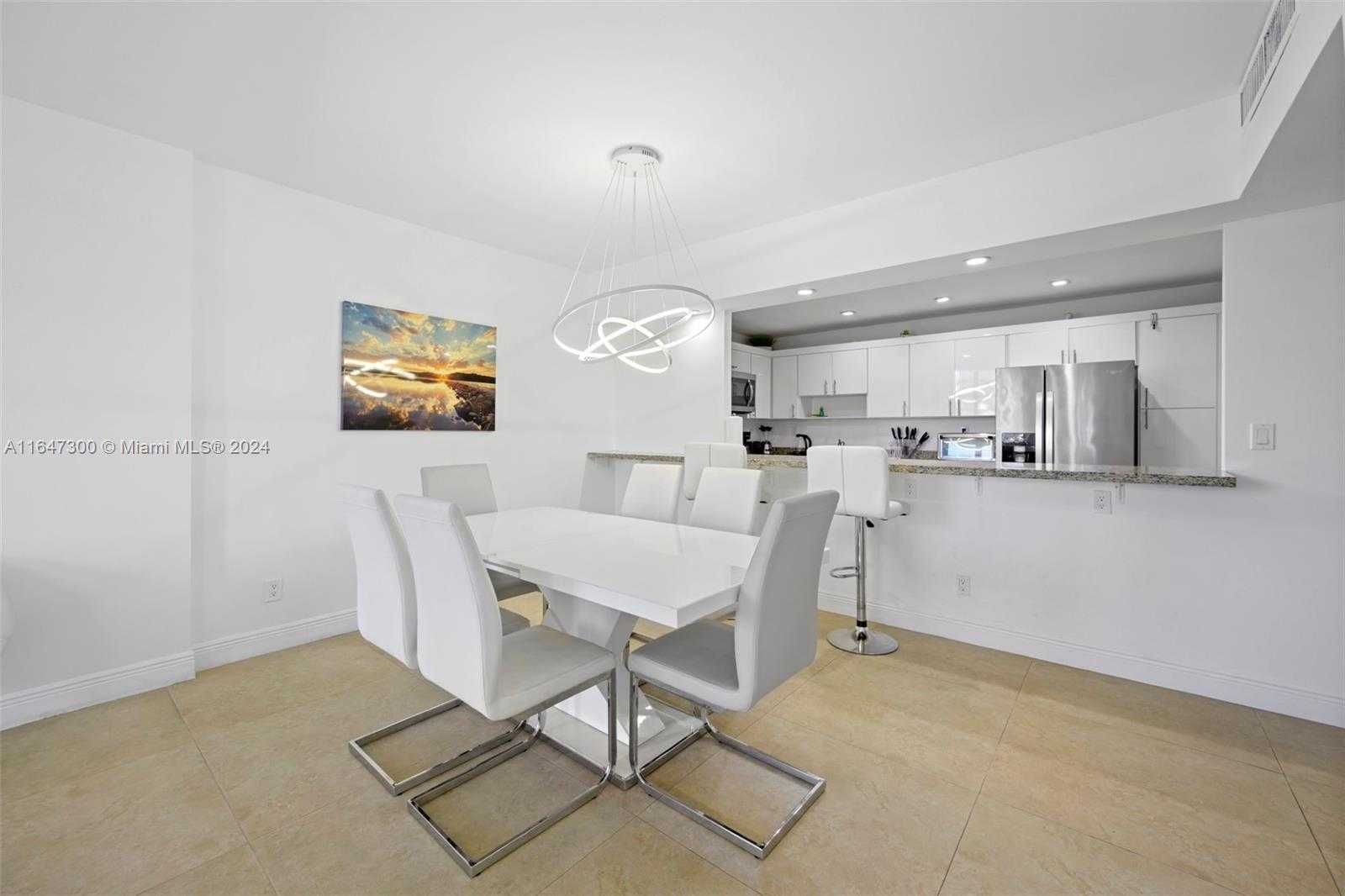 Small Image of 19370 COLLINS AVE #1026, Sunny Isles Beach Number 5