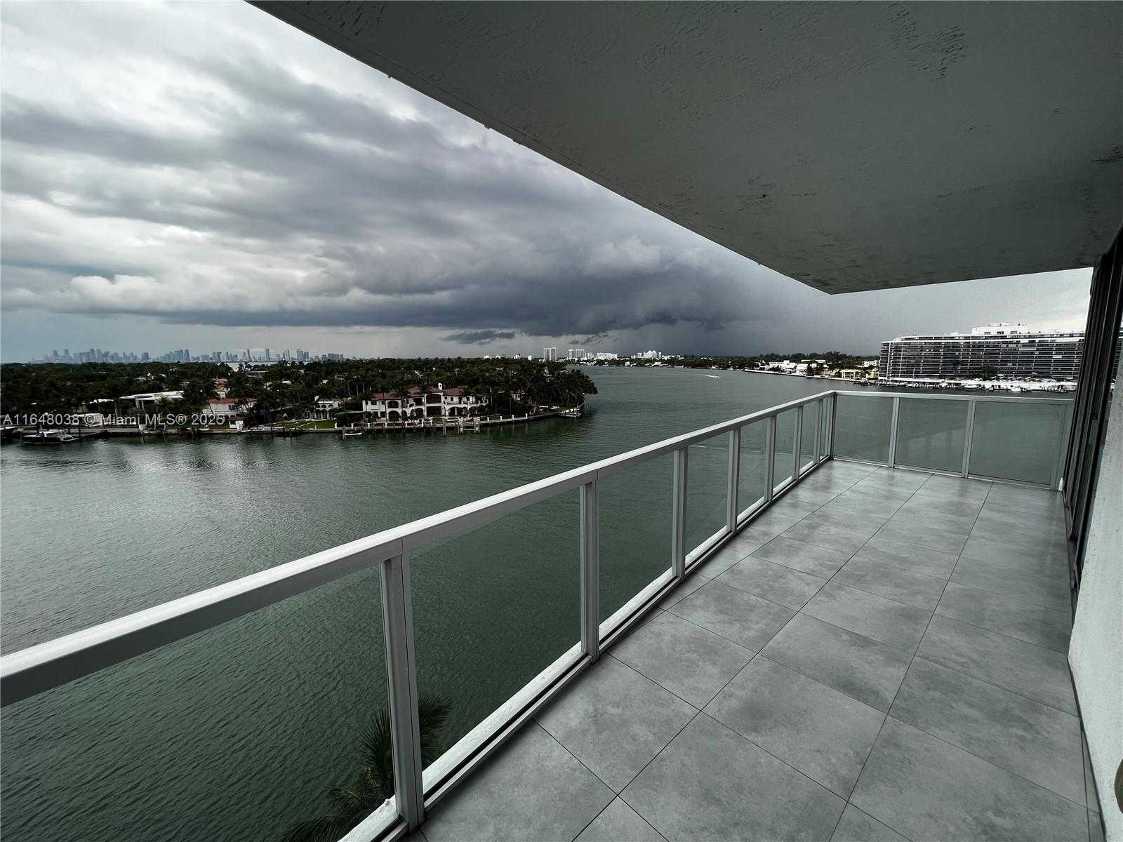 Small Image of 6700 INDIAN CREEK DR #807, Miami Beach Number 17