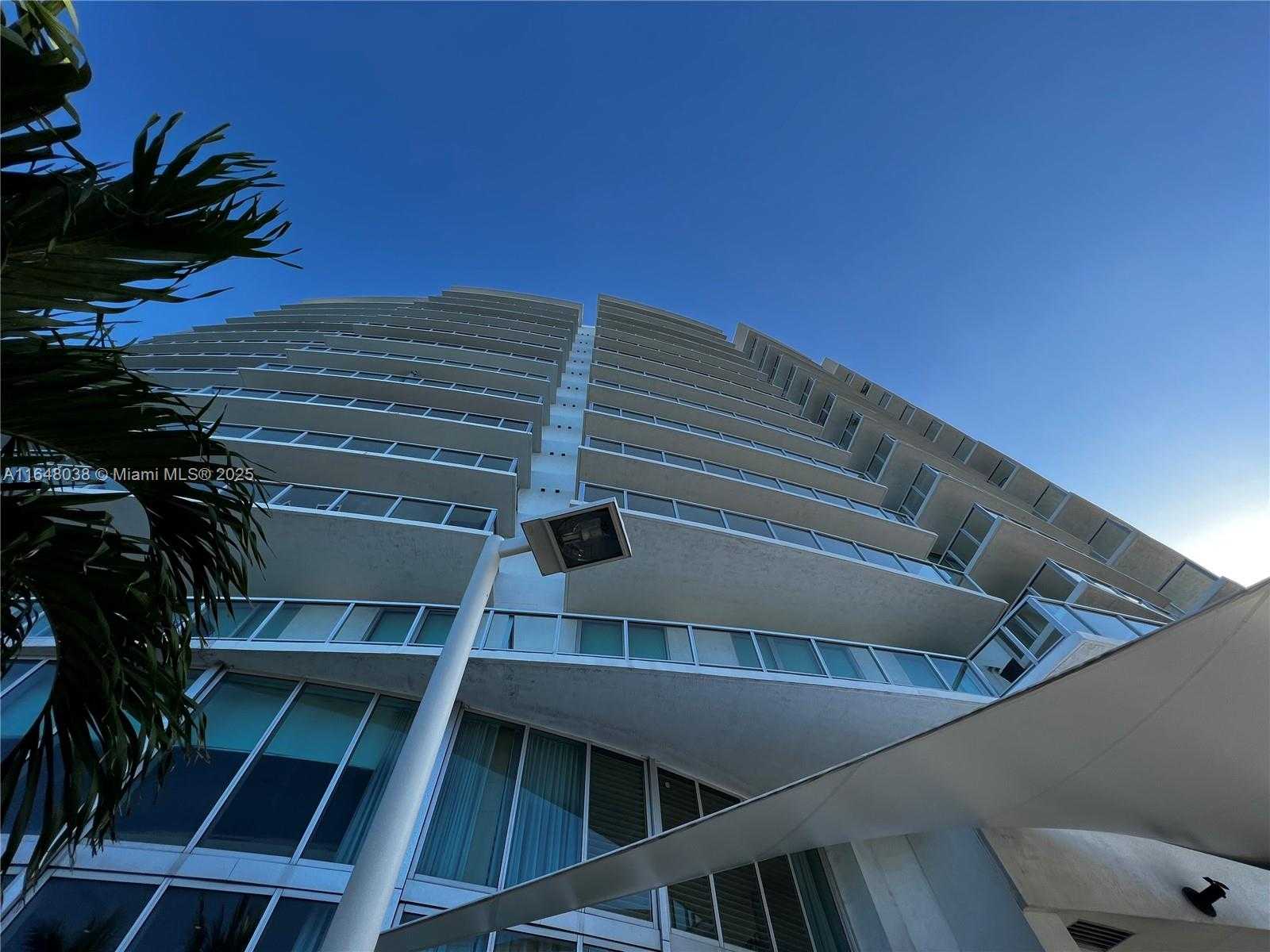 Small Image of 6700 INDIAN CREEK DR #807, Miami Beach Number 21