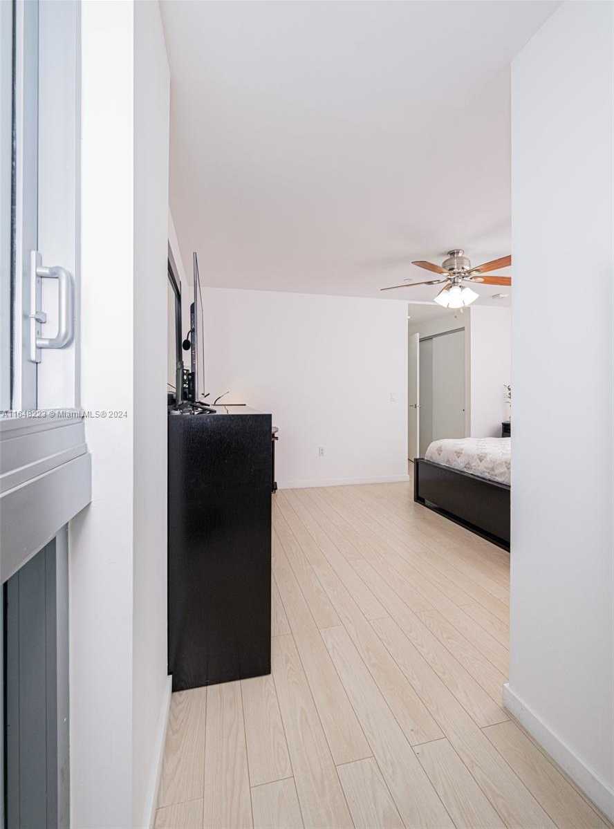 Small Image of 2950 NORTH EAST 188TH ST #139, Aventura Number 31