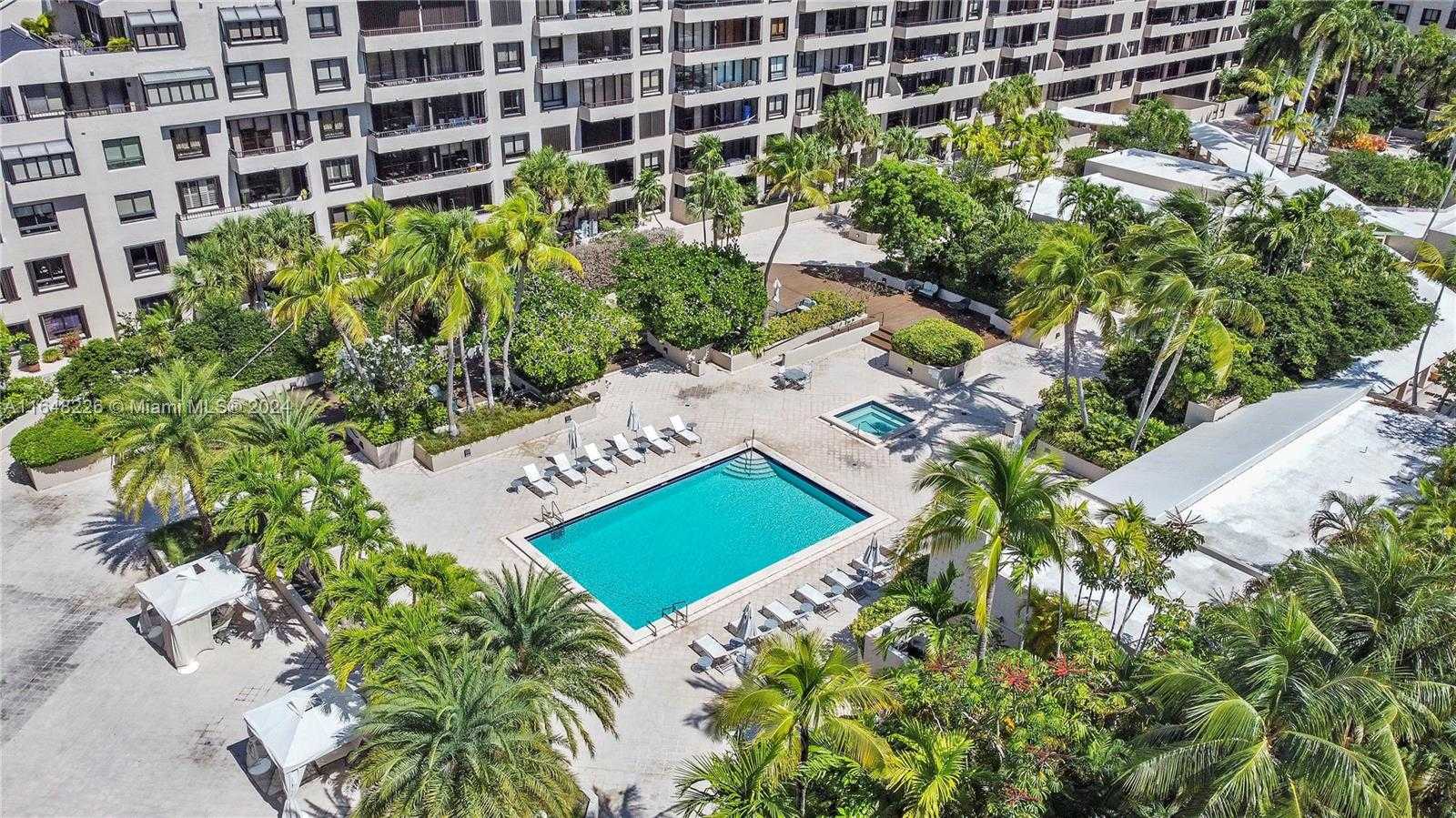 Small Image of 151 CRANDON BLVD #822, Key Biscayne Number 3
