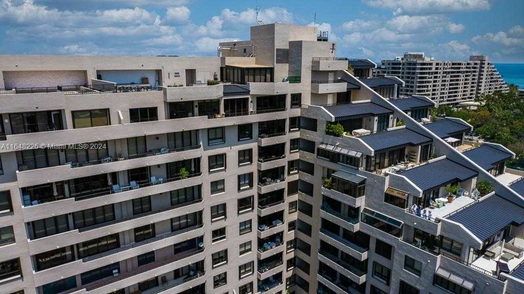 Small Image of 151 CRANDON BLVD #822, Key Biscayne Number 32
