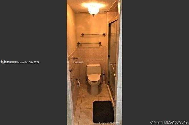 Small Image of 342 LAKEVIEW DR #102, Weston Number 8