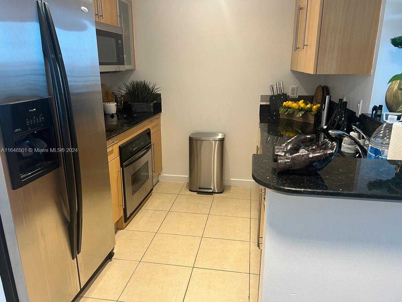 Small Image of 335 SOUTH BISCAYNE BLVD #2010, Miami Number 14