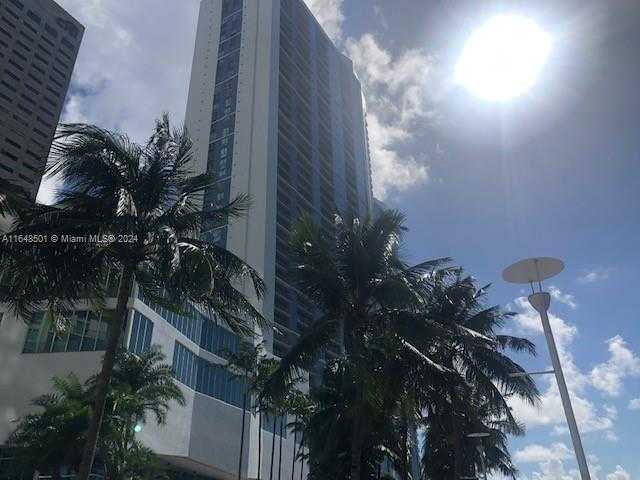 Small Image of 335 SOUTH BISCAYNE BLVD #2010, Miami Number 41